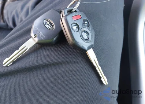 2009 Subaru Outback 2.5I from USA, damaged, VIN 4S4BP61CX97324346